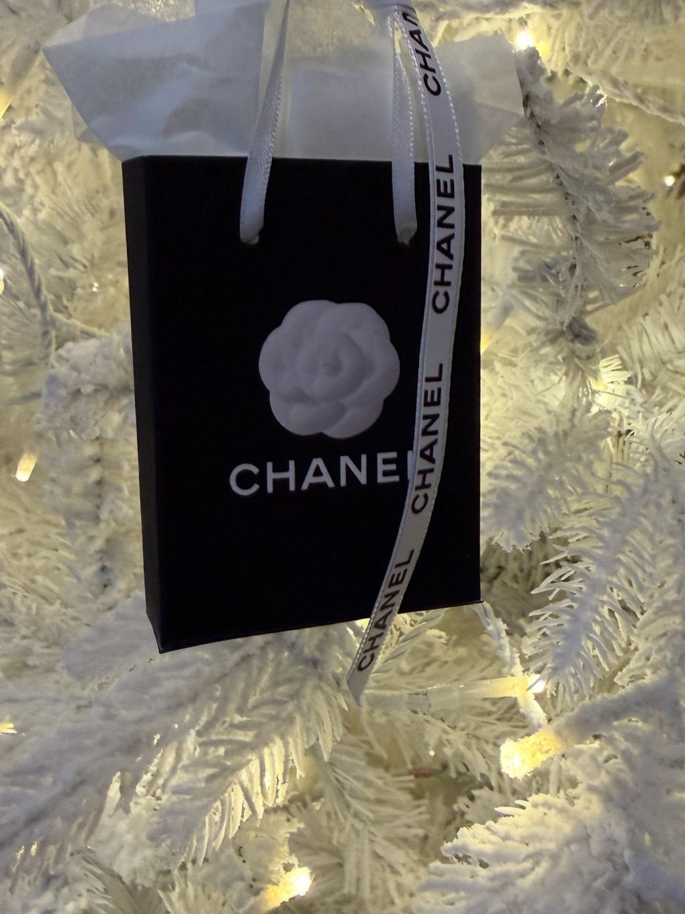 CHANEL Black and White Logo Ornament Collection - Picture 10 of 16